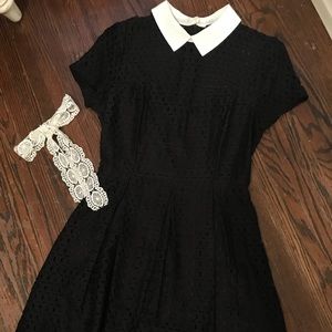 Forever 21 Cute Collared Black Dress